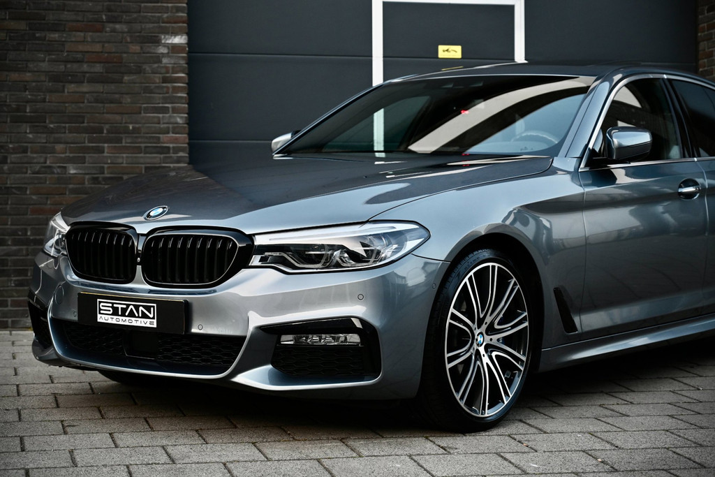 BMW 5 Serie BMW 540i High Executive M-Sport | RWD | Bowers & Wilkins | HUD | Pano | Dealeronderhouden 53099124-4.jpg | Stan Automotive