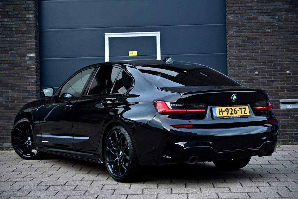 BMW 3 Serie BMW 320i Executive Edition | M Sport | M Performance | Alcantara | 20 Inch 53979709-3.jpg | Stan Automotive