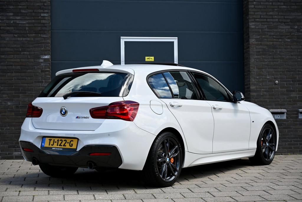 BMW 1 Serie M140i Edition Shadow High Executive | 1e Eig. | Vol | RWD | 1e Lak 54223591-1.jpg | Stan Automotive