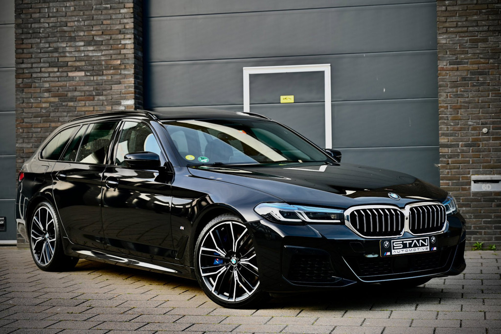 BMW 5 Serie Touring BMW 530d High Executive, M Sport | 1e Eigenaar | BTW | Laserlight 54529720-0.jpg | Stan Automotive