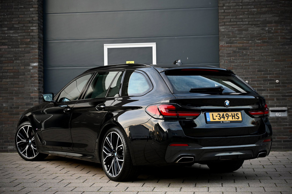 BMW 5 Serie Touring BMW 530d High Executive, M Sport | 1e Eigenaar | BTW | Laserlight 54529720-1.jpg | Stan Automotive