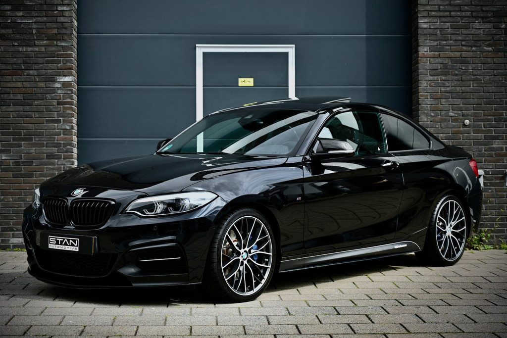 BMW 2 Serie Coupé BMW M240i LCI 2 High Executive | M Performance | 2e eigenaar | 1e lak 56458514-2.jpg | Stan Automotive