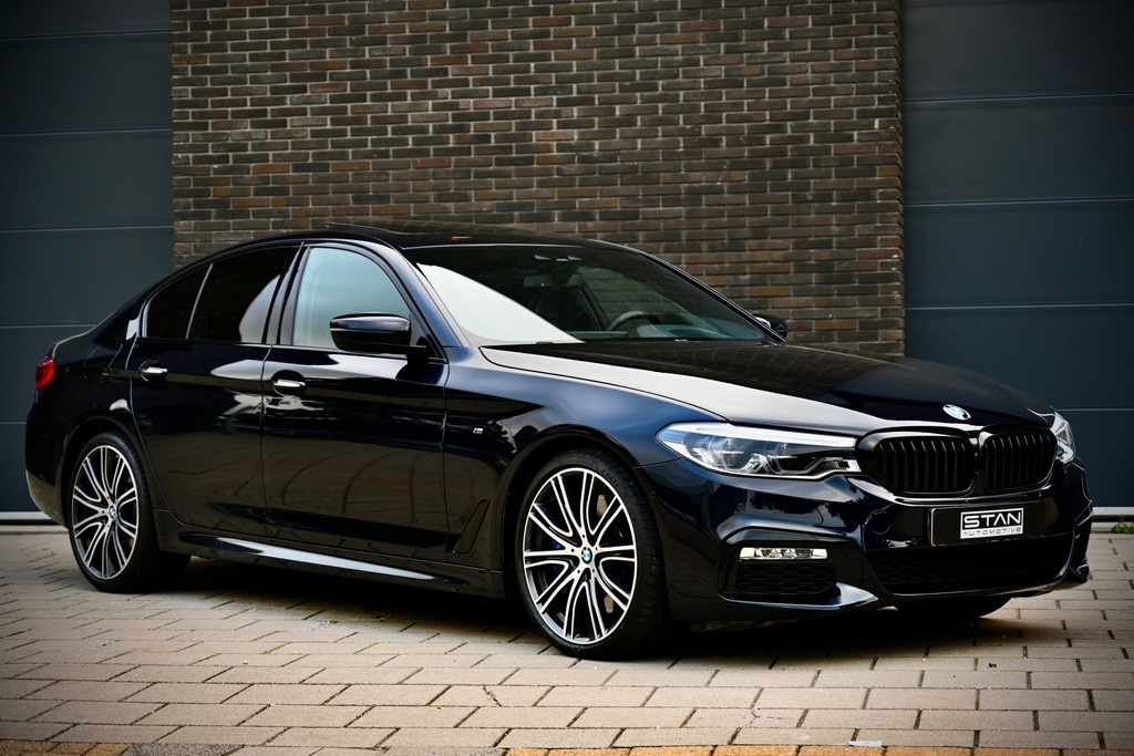 BMW 5 Serie 540i, High Executive, M-Sport | RWD | Nappa | Softclose | Carbon Zwart 56901436-2.jpg | Stan Automotive