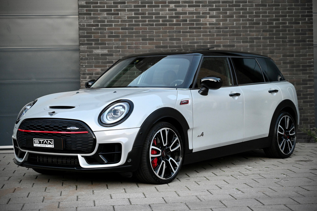 MINI Clubman JCW ALL4 2.0 Chili | Pano | Leer | NL 57159474-2.jpg | Stan Automotive
